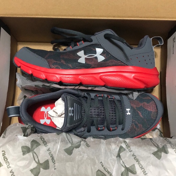 NWB/NWT!! Under Armour Charge Assert 8 Youth/male Shoe size 5 (women’s size 6.5) - Picture 6 of 6